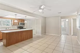 12109 SE 61st Ct, Belleview, FL 34420 - Photo 18