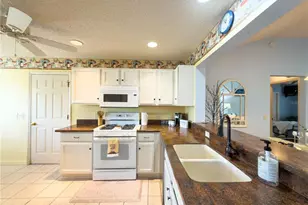 3064 Maywood Ct, The Villages, FL 32162 - Photo 12