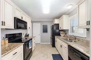 963 Avalon Ave, The Villages, FL 32159 - Photo 16