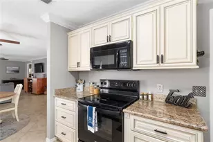 963 Avalon Ave, The Villages, FL 32159 - Photo 18