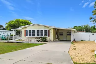 9580 SE 161st Pl, Summerfield, FL 34491 - Photo 4