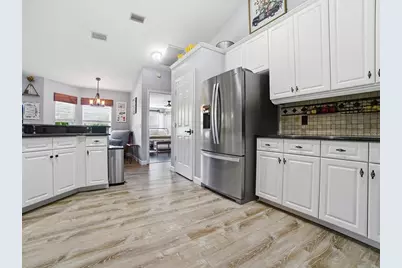 7817 Laurel View Drive, Mount Dora, FL 32757 - Photo 12