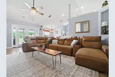 7817 Laurel View Drive, Mount Dora, FL 32757 - Photo 6