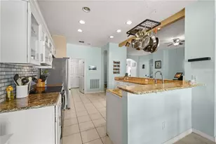 333 Higher Combe Dr, Davenport, FL 33897 - Photo 10