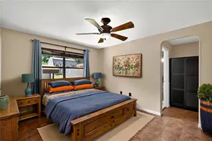 25302 Gleneagles St, Sorrento, FL 32776 - Photo 16