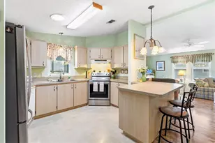 1228 Palmetto Dr, The Villages, FL 32159 - Photo 8