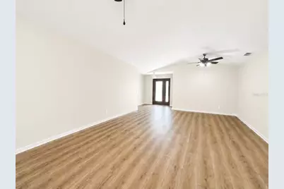 32676 Oak Park Drive, Leesburg, FL 34748 - Photo 6