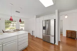 17602 SE 82nd Woodlawn Ave, The Villages, FL 32162 - Photo 16