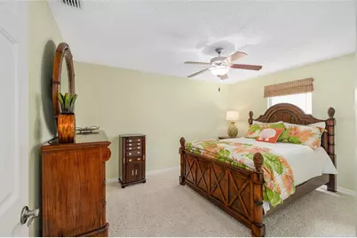 17602 SE 82nd Woodlawn Avenue, The Villages, FL 32162 - Photo 16