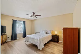 8221 SE 169th Palownia Loop, The Villages, FL 32162 - Photo 18