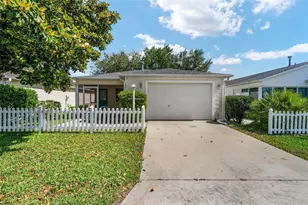 8221 SE 169th Palownia Loop, The Villages, FL 32162 - Photo 2