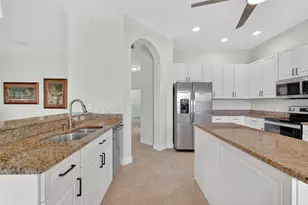 10180 Lake Miona Way, Oxford, FL 34484 - Photo 8