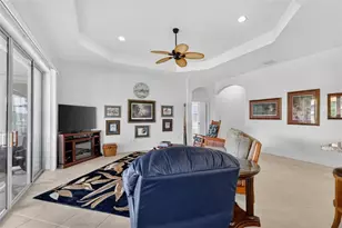 10180 Lake Miona Way, Oxford, FL 34484 - Photo 18