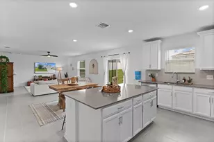 779 Kapi Dr, Groveland, FL 34736 - Photo 20