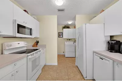 17395 SE 82nd Pecan Terrace, The Villages, FL 32162 - Photo 16