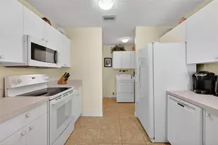 17395 SE 82nd Pecan Terrace, The Villages, FL 32162 - Photo 16