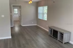 624 5th St, Clermont, FL 34711 - Photo 2