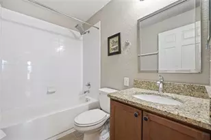 306 Stone Point Ln, Lady Lake, FL 32159 - Photo 18