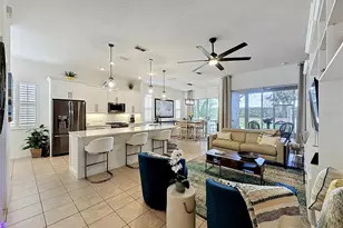 135 Crepe Myrtle Dr, Groveland, FL 34736 - Photo 10