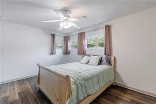 210 Donna St, Tavares, FL 32778 - Photo 14