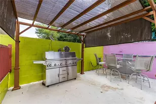 210 Donna St, Tavares, FL 32778 - Photo 30