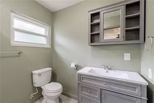 210 Donna St, Tavares, FL 32778 - Photo 20