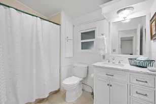 732 Royal Palm Ave, Lady Lake, FL 32159 - Photo 24