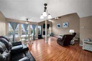17203 Sandalwood Dr, Wildwood, FL 34785 - Photo 26