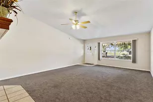 911 Beverly Harbors Dr, Leesburg, FL 34748 - Photo 10