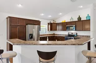 4348 Tuscaloosa Path, The Villages, FL 32163 - Photo 10