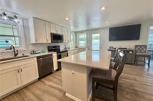 121 Tamarisk Way, Leesburg, FL 34748 - Photo 10