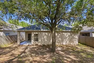 1212 Longville Cir, Tavares, FL 32778 - Photo 28