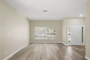 1212 Longville Cir, Tavares, FL 32778 - Photo 6