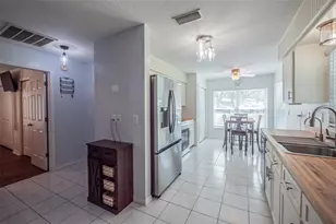33 Ginger Cir, Leesburg, FL 34748 - Photo 4