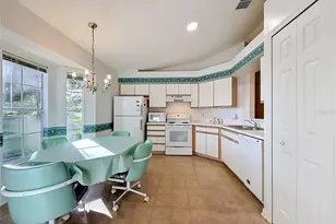 25014 Pine Hill, Leesburg, FL 34748 - Photo 6