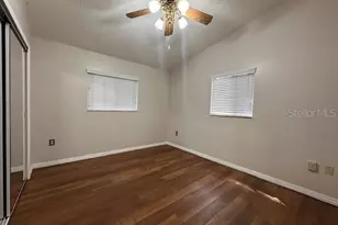 542 E Caroline St, Tavares, FL 32778 - Photo 4