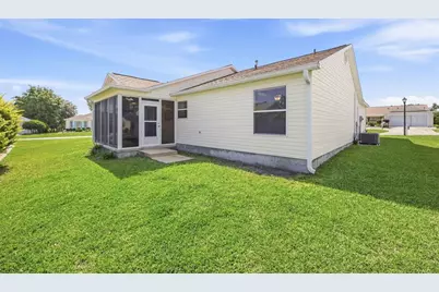 17705 SE 93rd Hawthorne Avenue, The Villages, FL 32162 - Photo 34