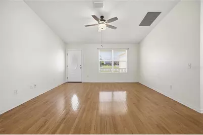 17705 SE 93rd Hawthorne Avenue, The Villages, FL 32162 - Photo 8