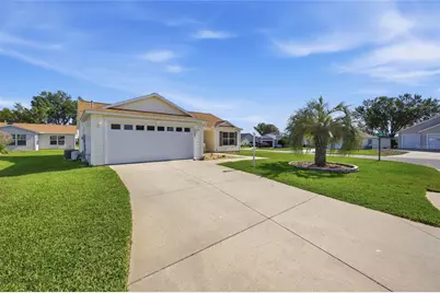 17705 SE 93rd Hawthorne Avenue, The Villages, FL 32162 - Photo 4