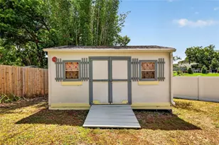 422 W 11th Ave, Mount Dora, FL 32757 - Photo 44