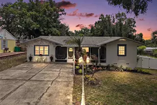 422 W 11th Ave, Mount Dora, FL 32757 - Photo 1