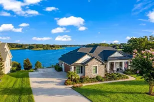 36751 Barrington Dr, Eustis, FL 32736 - Photo 1