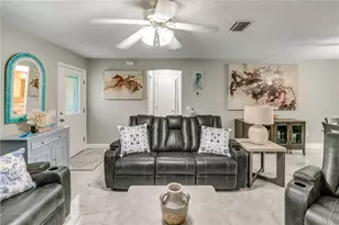 17654 SE 93rd Butler Ct, The Villages, FL 32162 - Photo 8