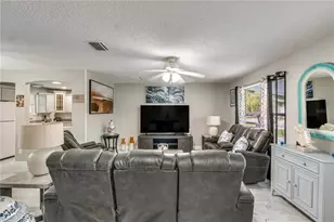 17654 SE 93rd Butler Ct, The Villages, FL 32162 - Photo 6