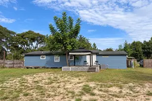 26106 Fishermans Rd, Paisley, FL 32767 - Photo 16