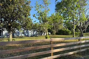 26106 Fishermans Rd, Paisley, FL 32767 - Photo 4