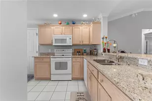 16689 SE 78th Live Oak Ave, The Villages, FL 32162 - Photo 14