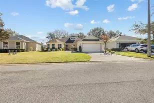 26709 Augusta Springs Cir, Leesburg, FL 34748 - Photo 1