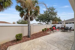 1089 Berg Ct, The Villages, FL 32162 - Photo 8