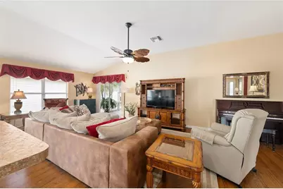 1089 Berg Court, The Villages, FL 32162 - Photo 12